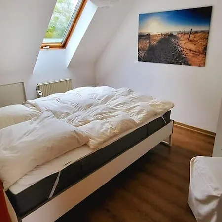 Am Mit Garten 公寓 施特拉尔松德