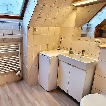 公寓 Am Mit Garten 施特拉尔松德